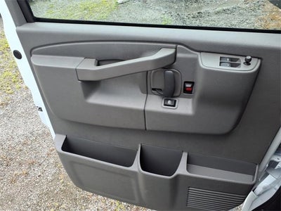 2025 Chevrolet Express Cargo 2500 WT