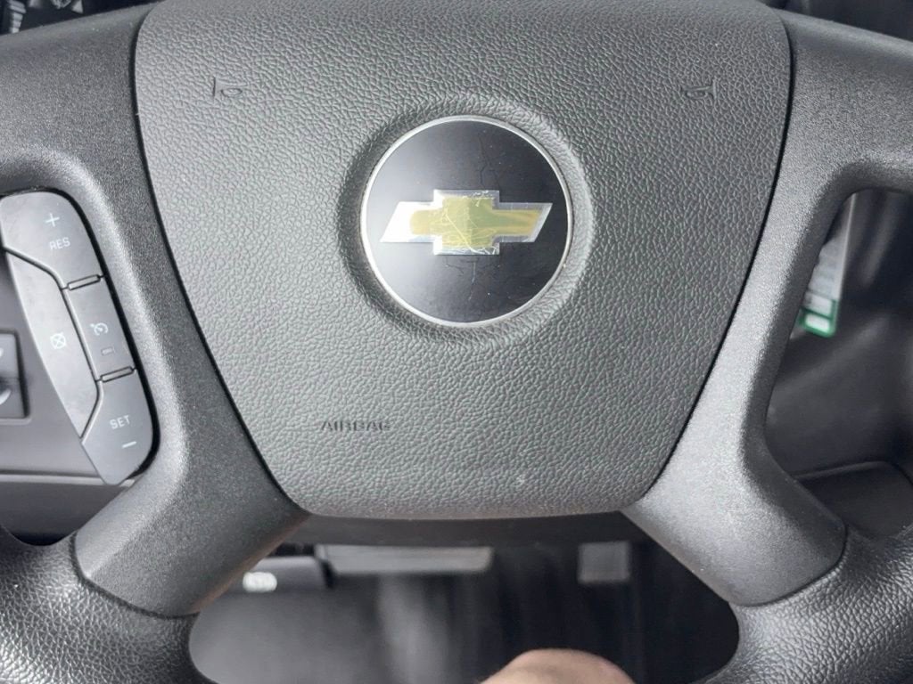 2024 Chevrolet Express Cargo 2500 WT