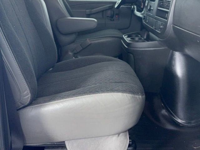 2024 Chevrolet Express Cargo 2500 WT