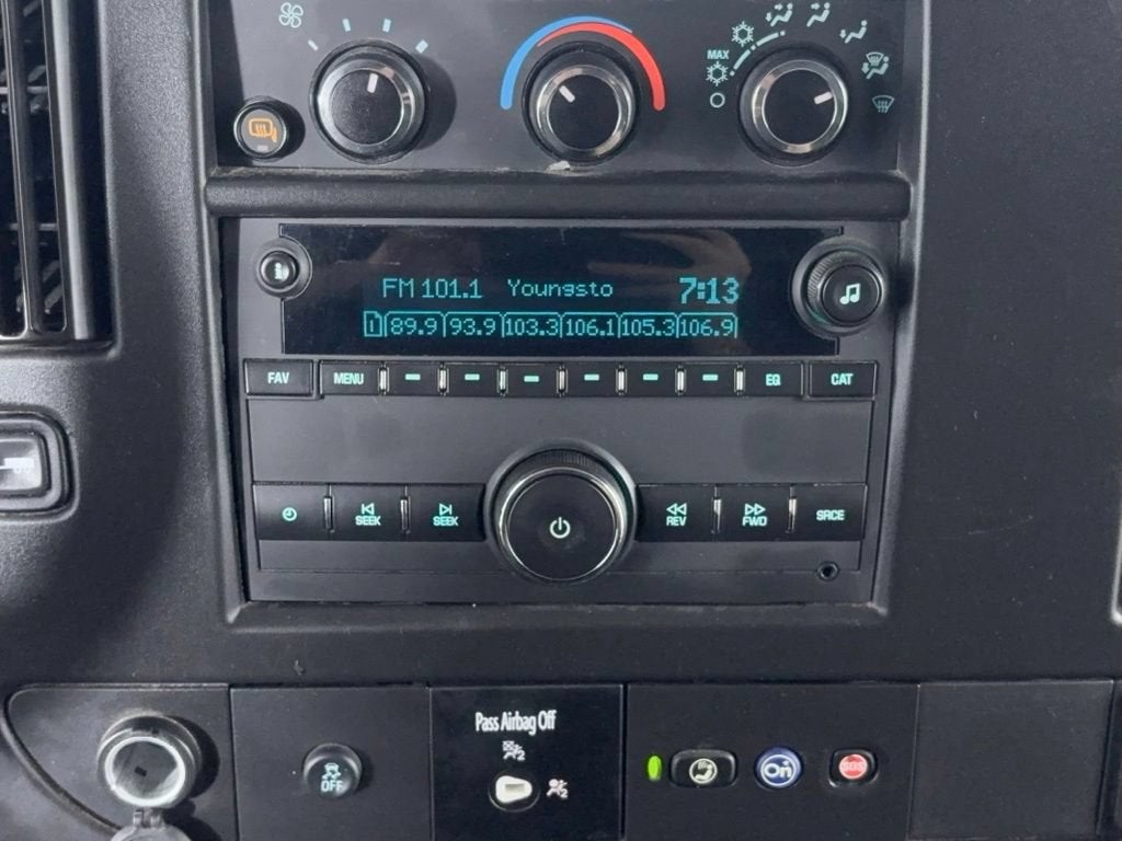 2023 Chevrolet Express Cargo 2500 WT