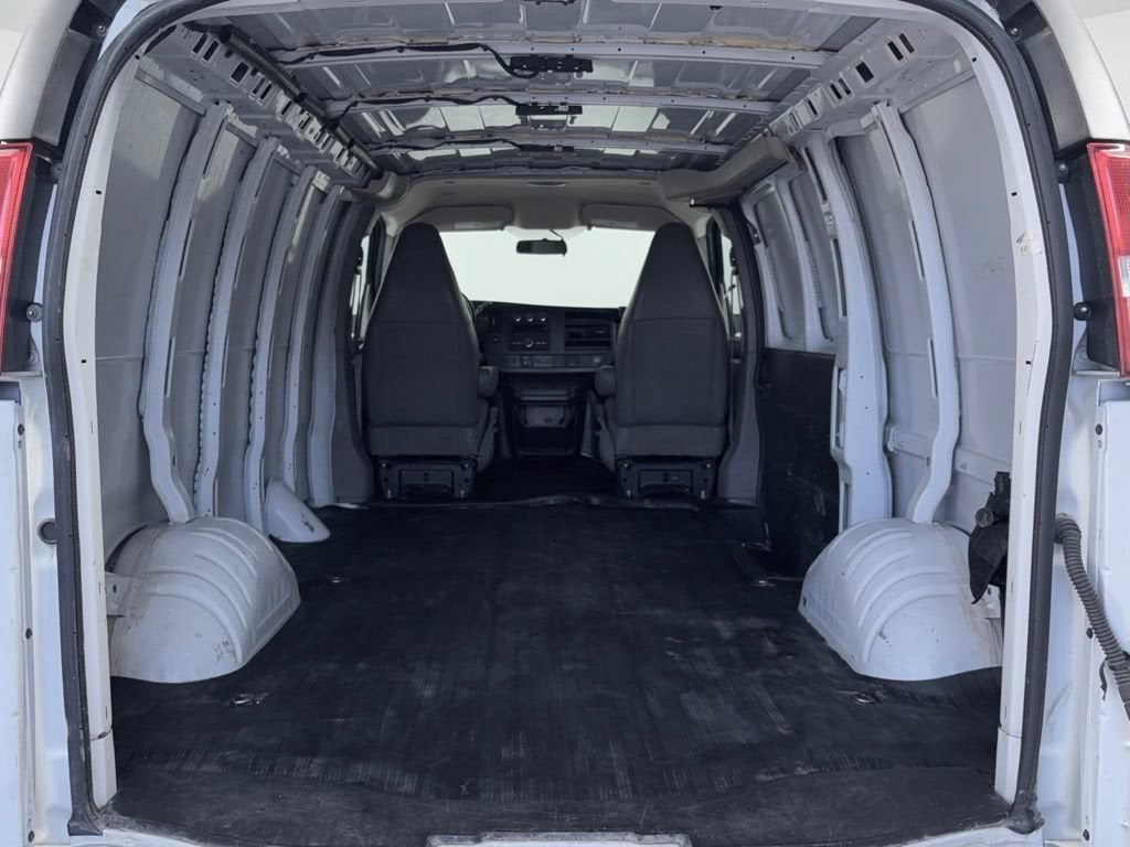 2023 Chevrolet Express Cargo 2500 WT