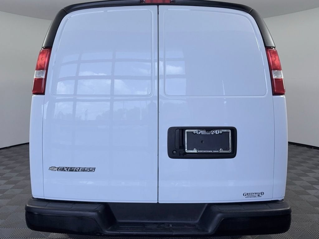 2023 Chevrolet Express Cargo 2500 WT