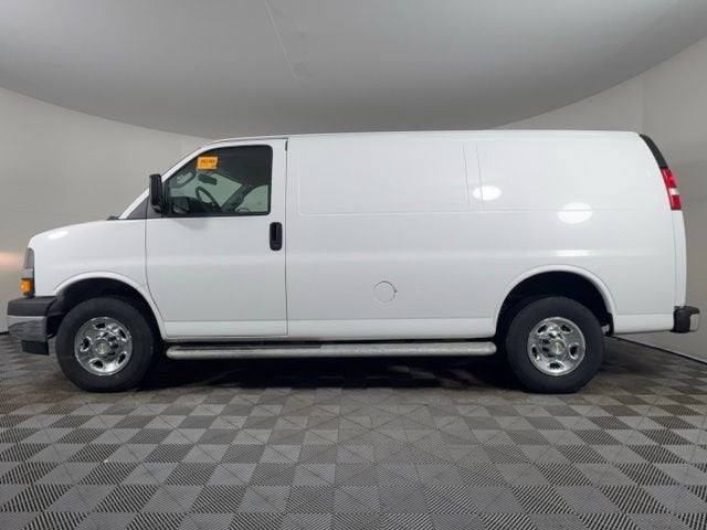 2024 Chevrolet Express Cargo 2500 WT