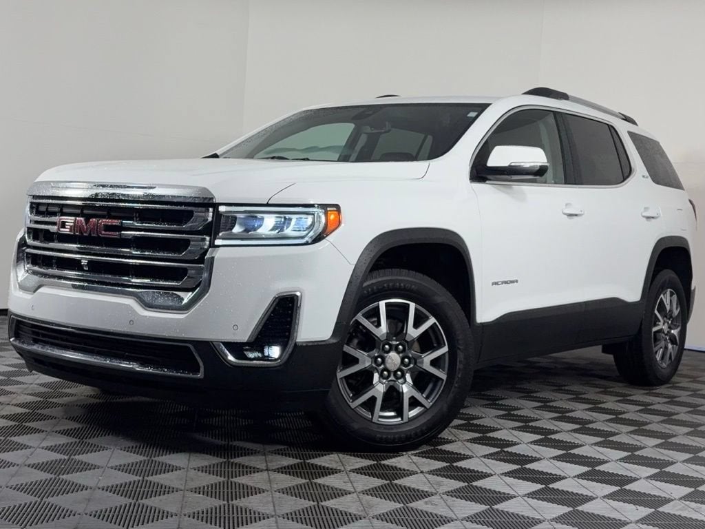2023 GMC Acadia SLT