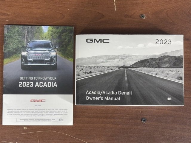 2023 GMC Acadia SLT