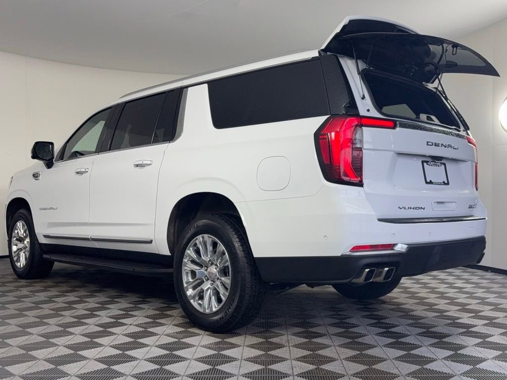 2025 GMC Yukon XL Denali
