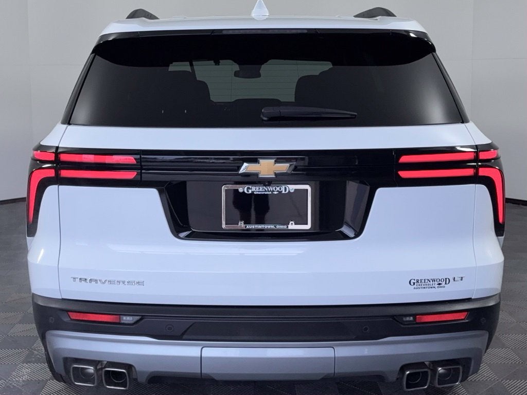 2024 Chevrolet Traverse LT