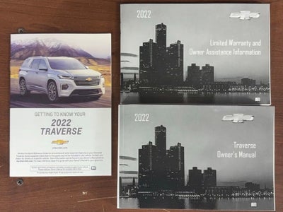 2022 Chevrolet Traverse LT Cloth