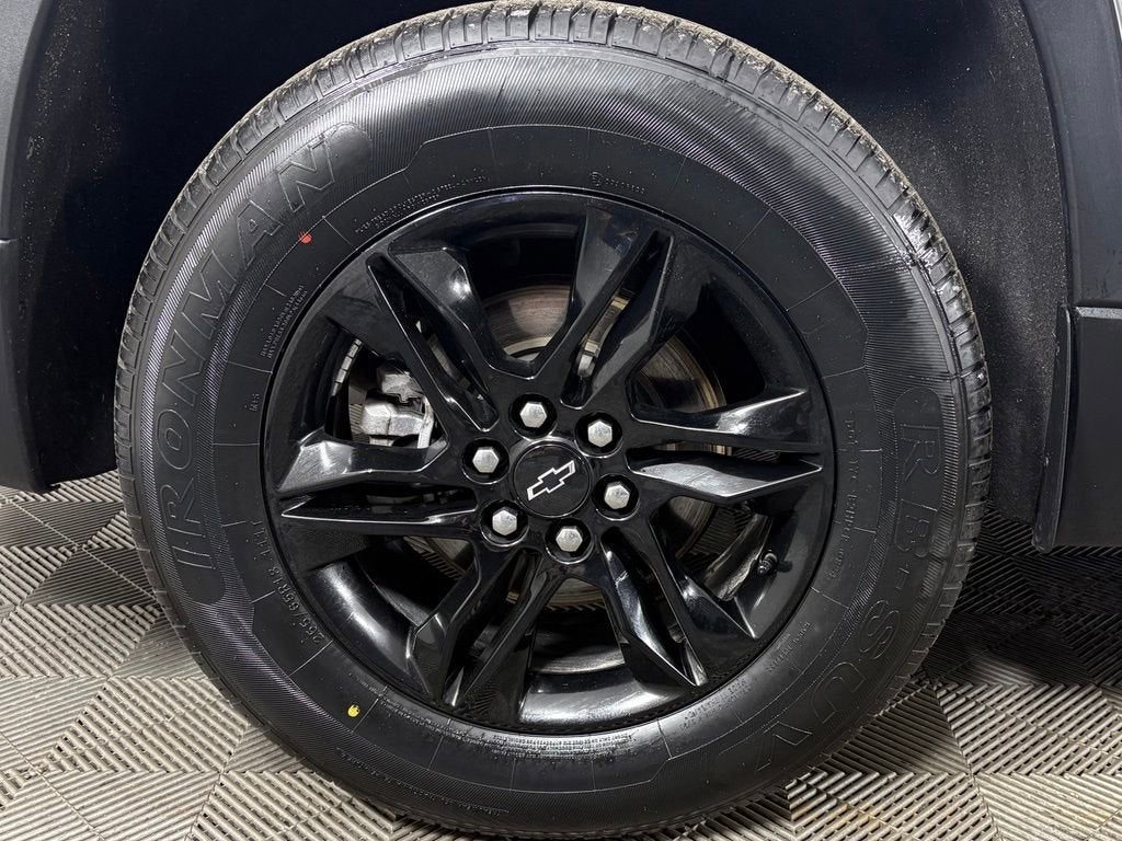 2022 Chevrolet Traverse LT Cloth