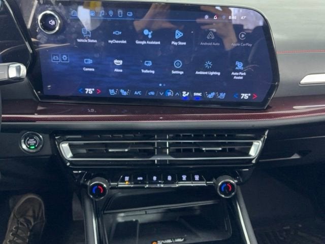 2025 Chevrolet Traverse RS