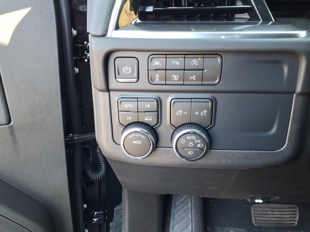 2027 Chevrolet Tahoe RST