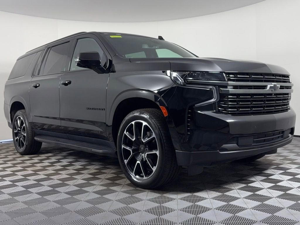 2022 Chevrolet Suburban RST