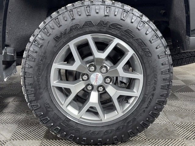 2022 GMC Canyon AT4 - Cloth