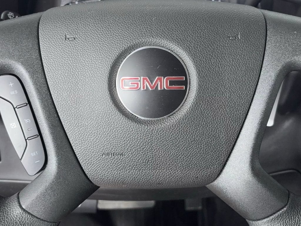 2025 GMC Savana Cargo Work Van