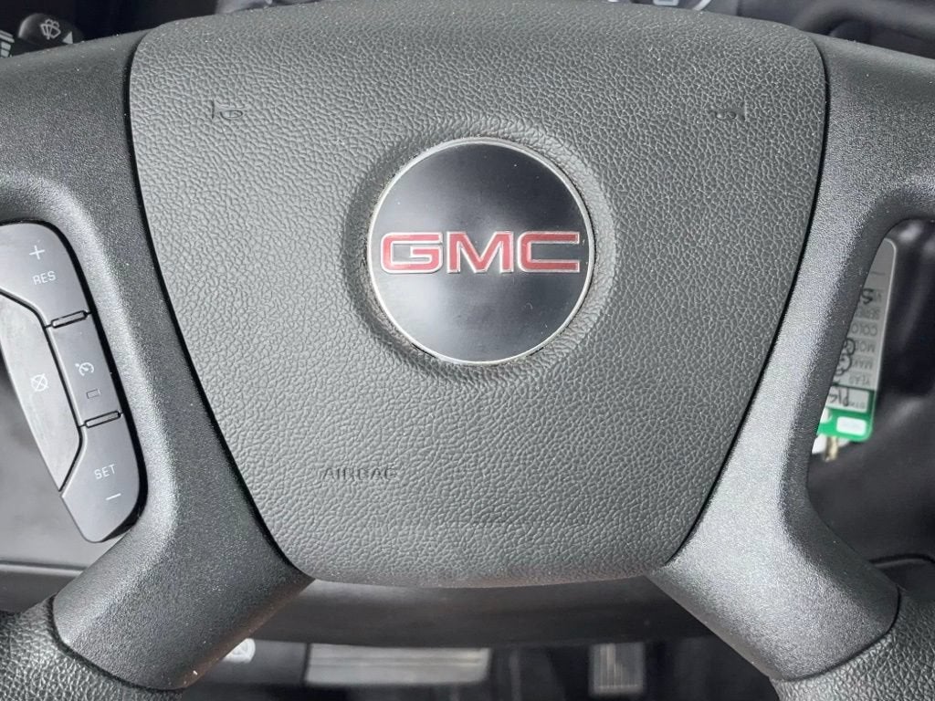 2025 GMC Savana Cargo Work Van