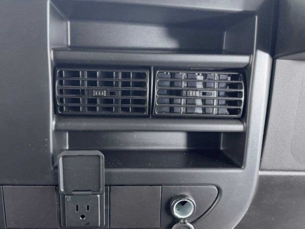 2025 GMC Savana Cargo Work Van