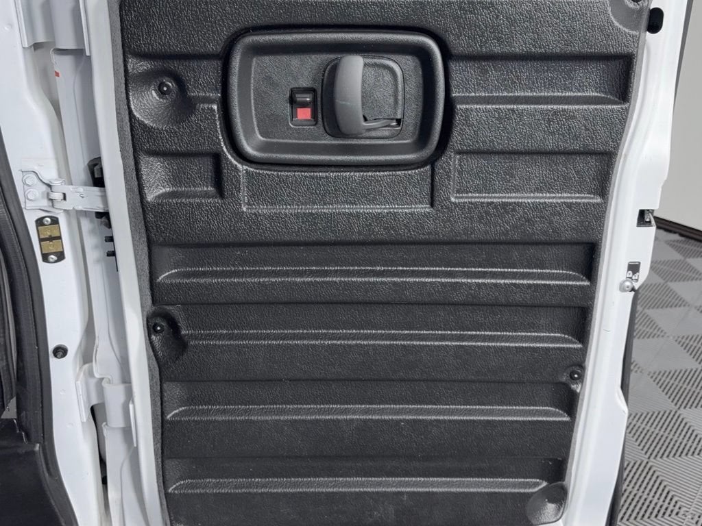 2025 GMC Savana Cargo Work Van