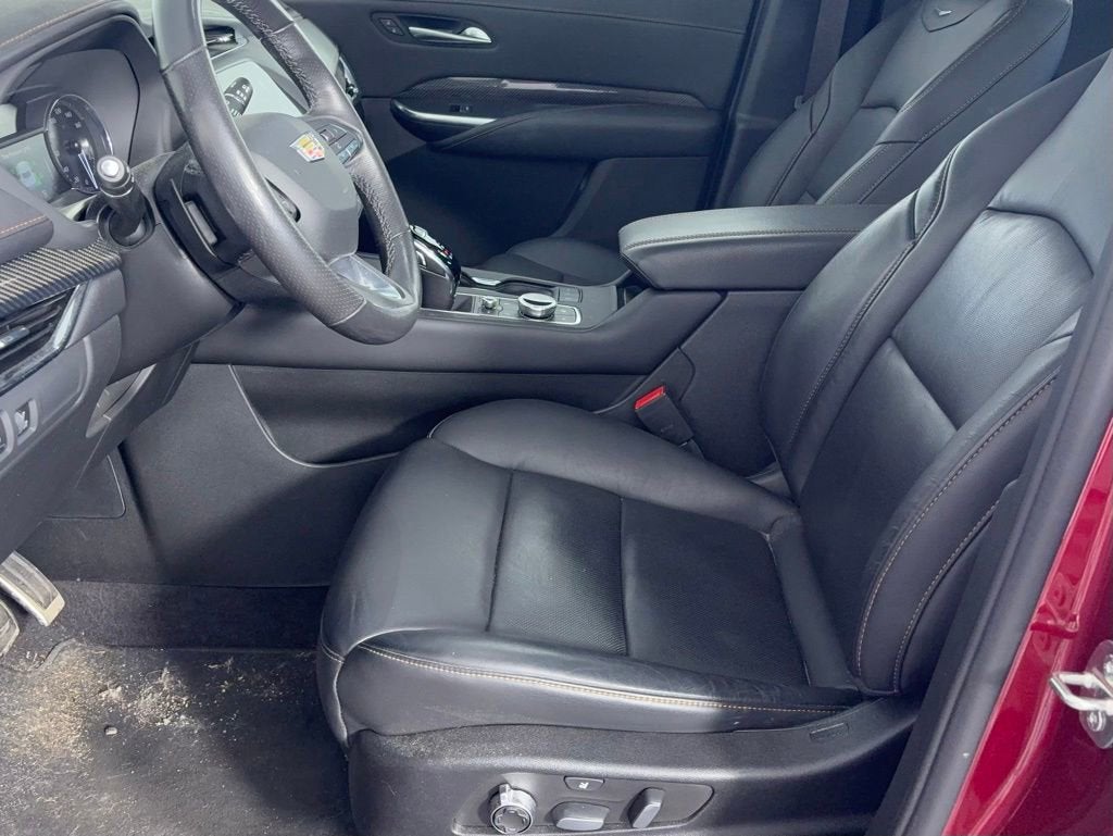 2023 Cadillac XT4 Sport