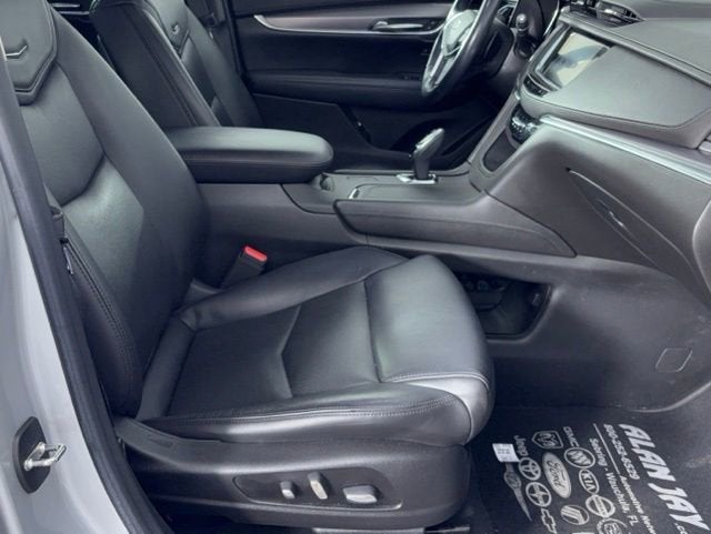 2018 Cadillac XT5 Luxury FWD