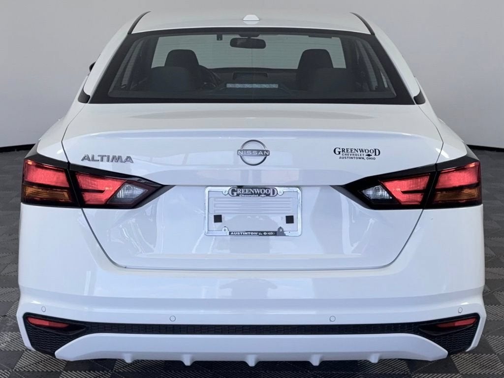 2025 Nissan Altima SV