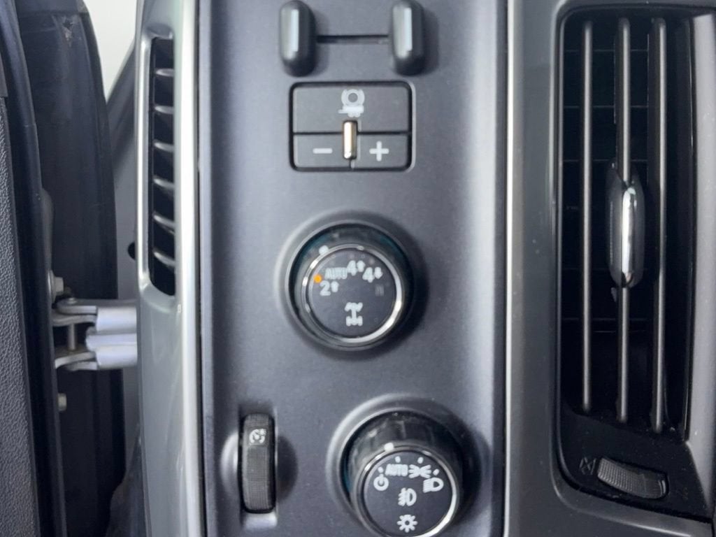 2019 Chevrolet Silverado LD LT
