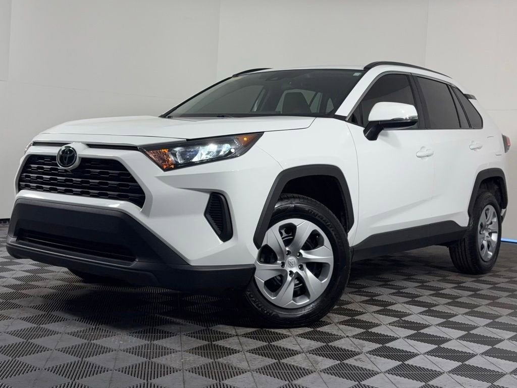 2021 Toyota RAV4 LE