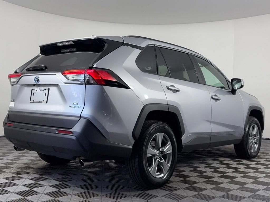 2024 Toyota RAV4 Hybrid LE