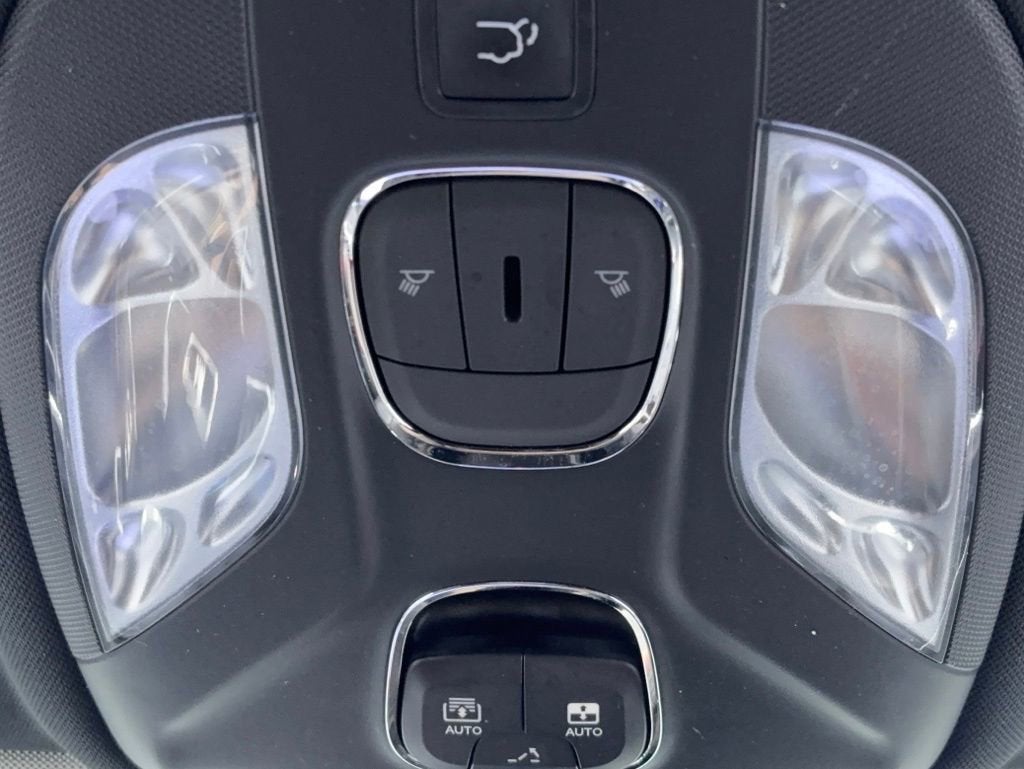 2022 Jeep Compass (RED) Edition