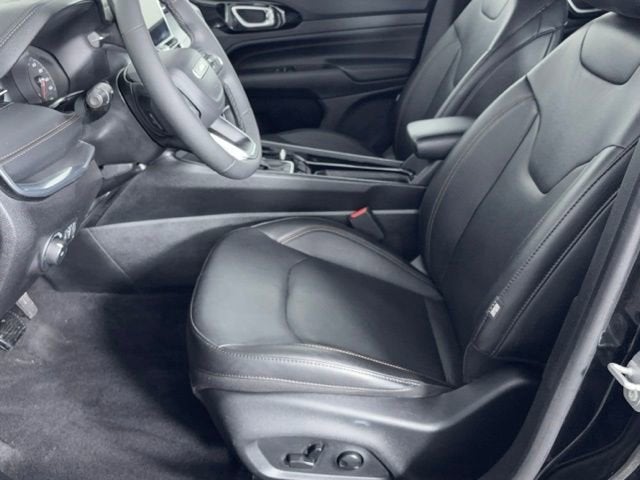 2023 Jeep Compass (RED) Edition