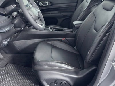 2023 Jeep Compass (RED) Edition