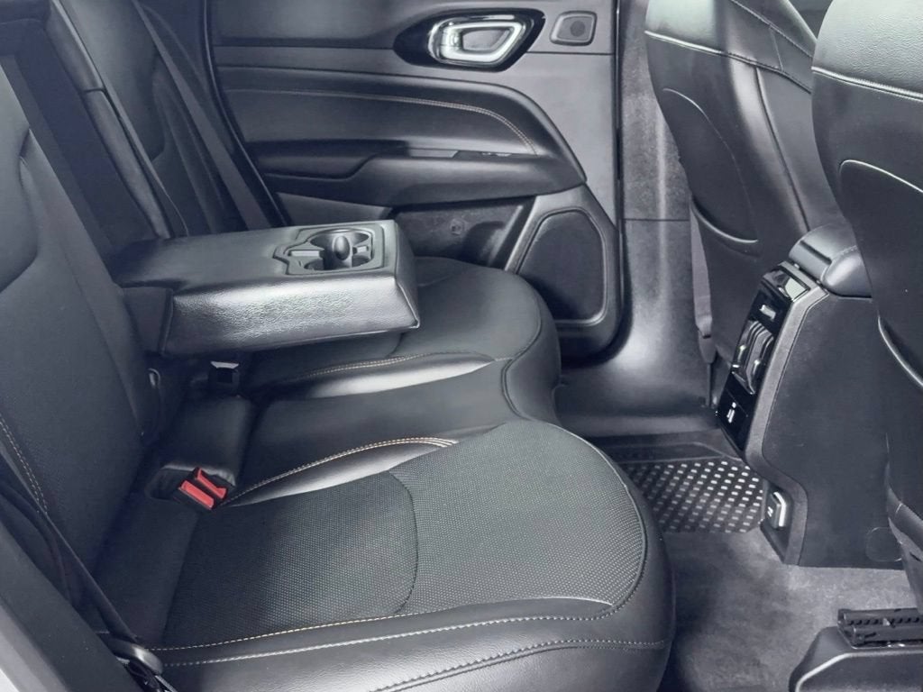 2023 Jeep Compass (RED) Edition