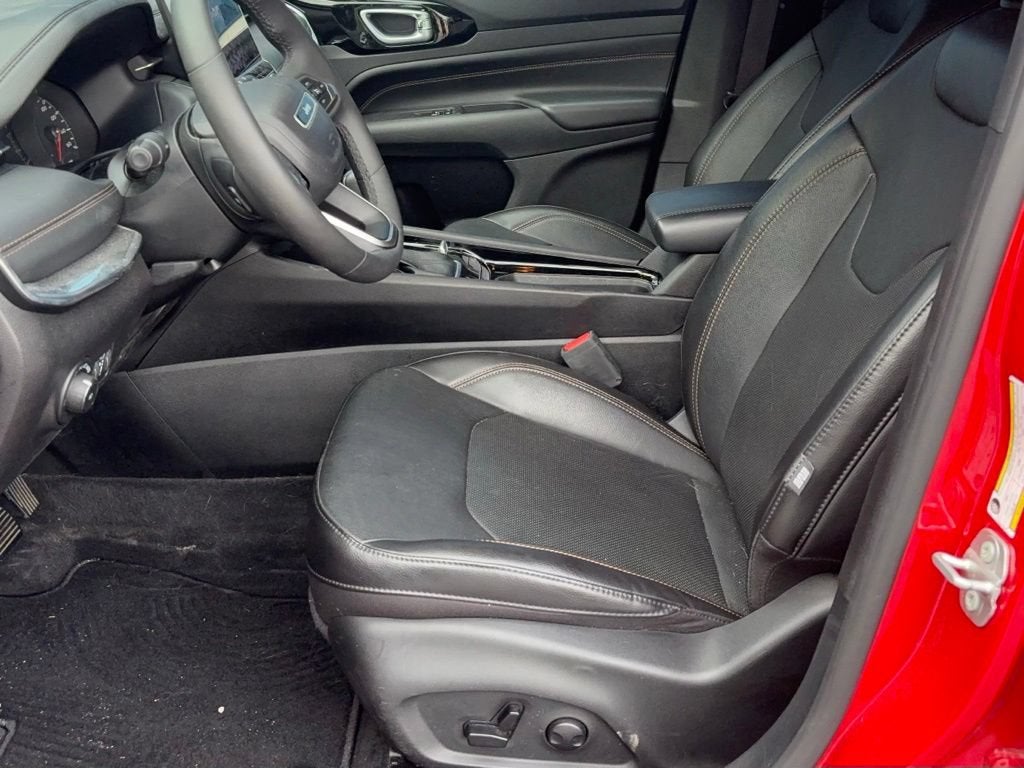 2023 Jeep Compass (RED) Edition
