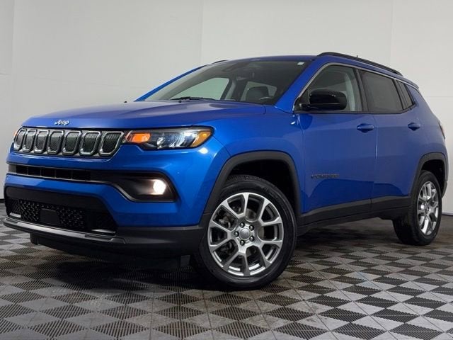 2022 Jeep Compass Latitude Lux