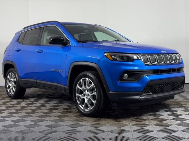 2022 Jeep Compass Latitude Lux