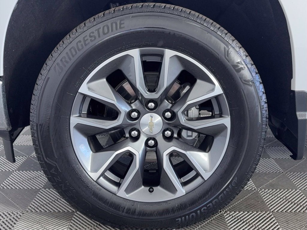 2024 Chevrolet Silverado 1500 LT (2FL)