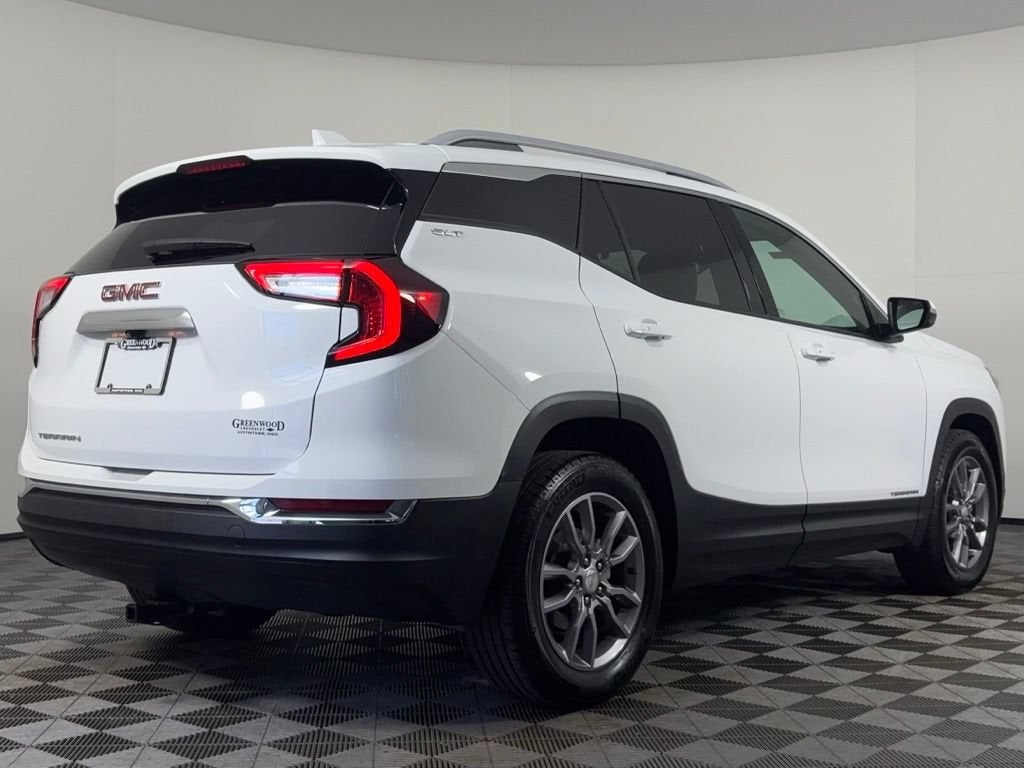 2023 GMC Terrain SLT
