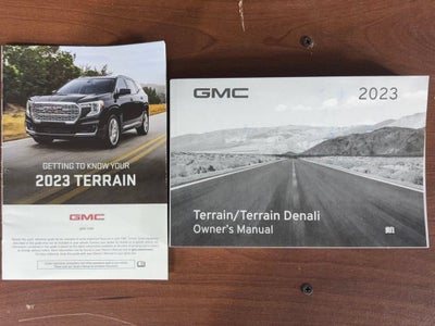 2023 GMC Terrain SLE
