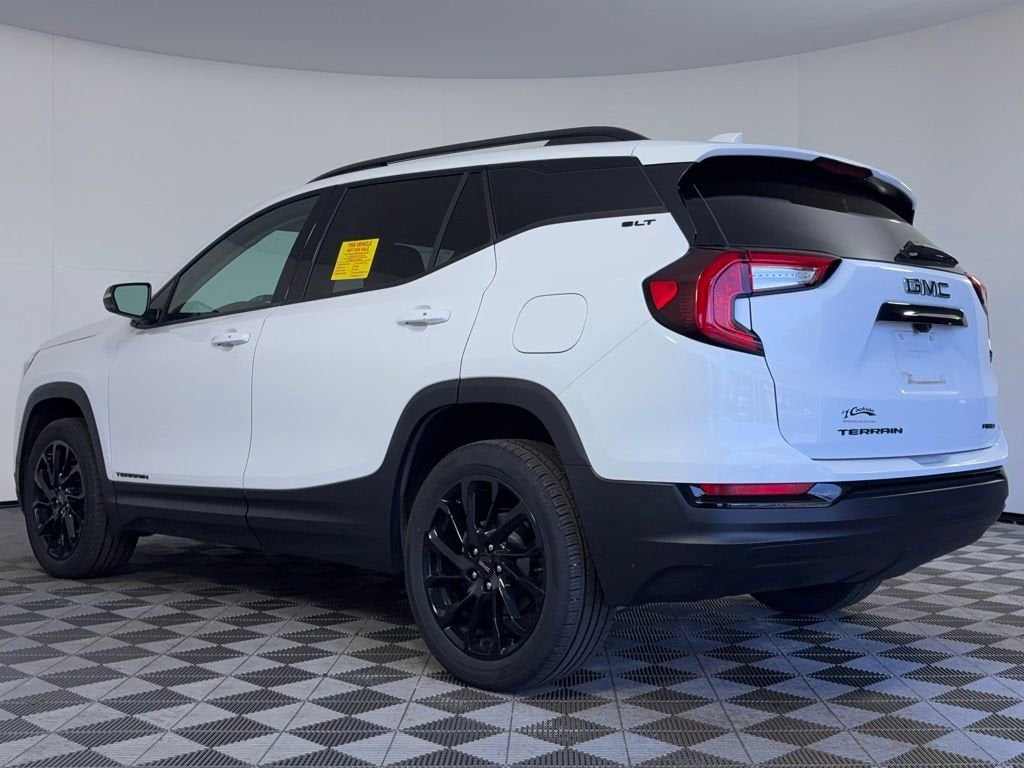 2023 GMC Terrain SLT