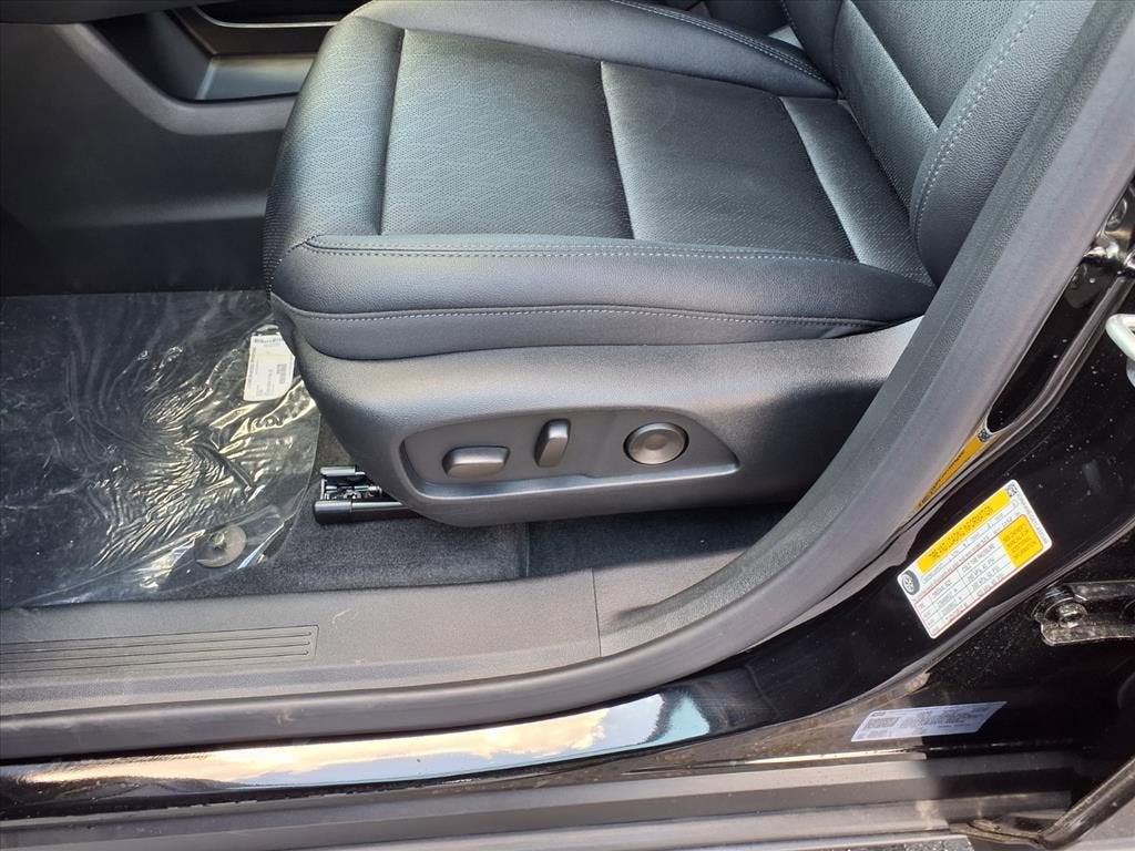 2026 Chevrolet Equinox LT - Photo 10