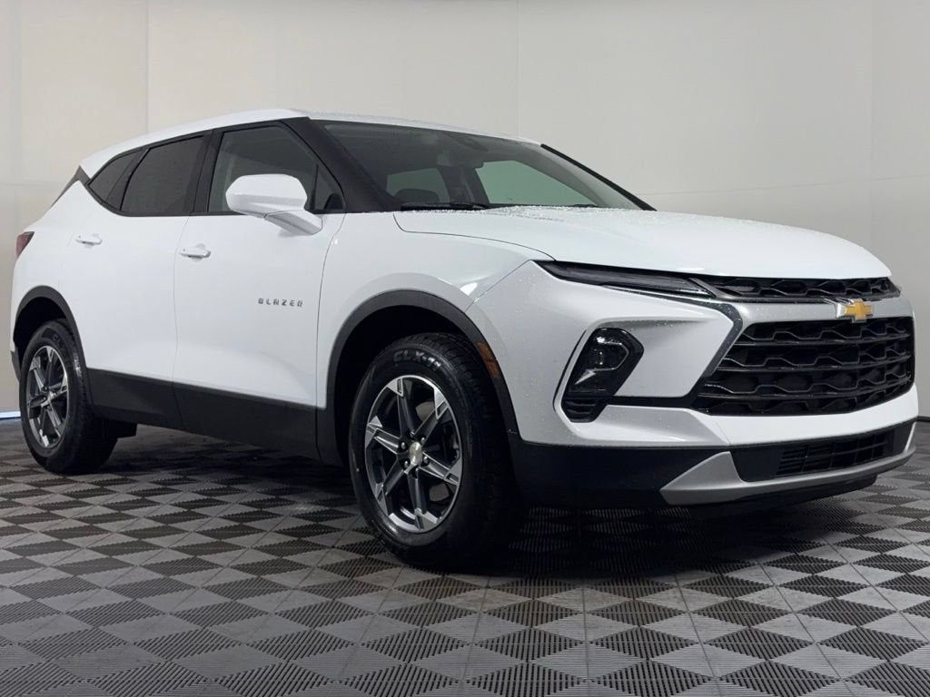 2025 Chevrolet Blazer 2LT