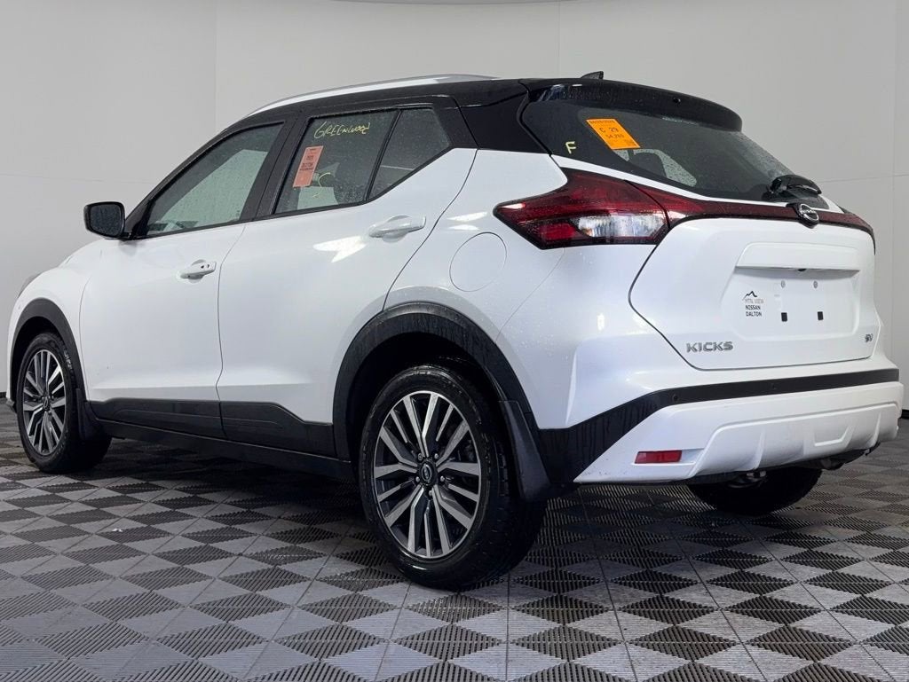 2023 Nissan Kicks SV
