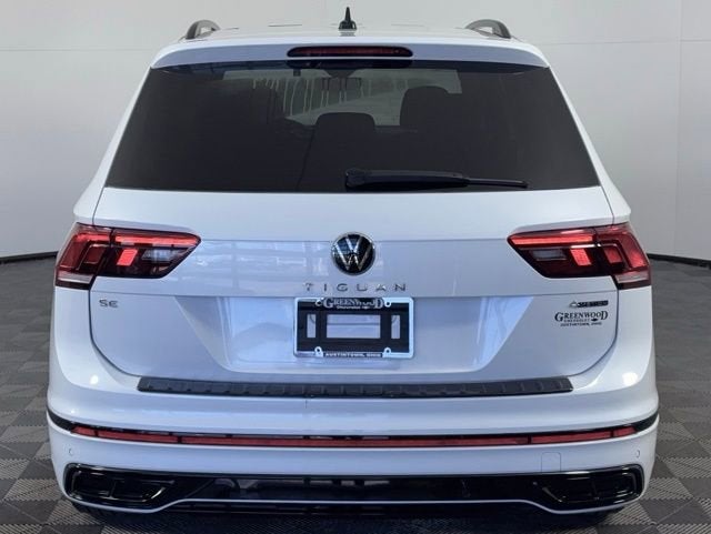 2024 Volkswagen Tiguan SE R-Line Black