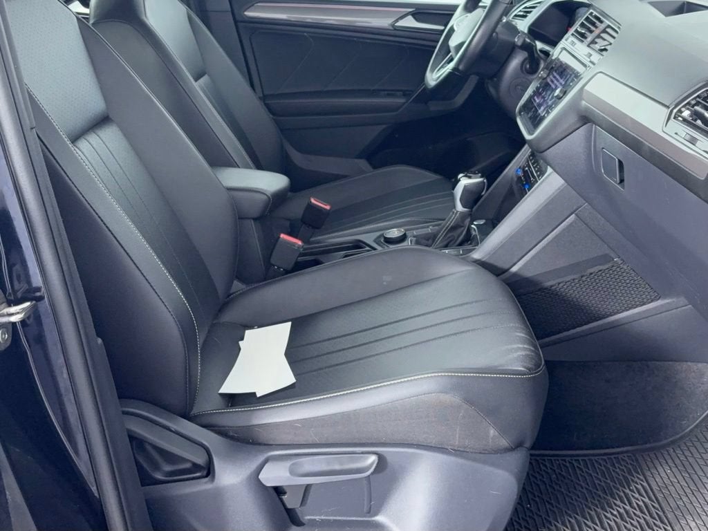 2023 Volkswagen Tiguan SE R-Line Black