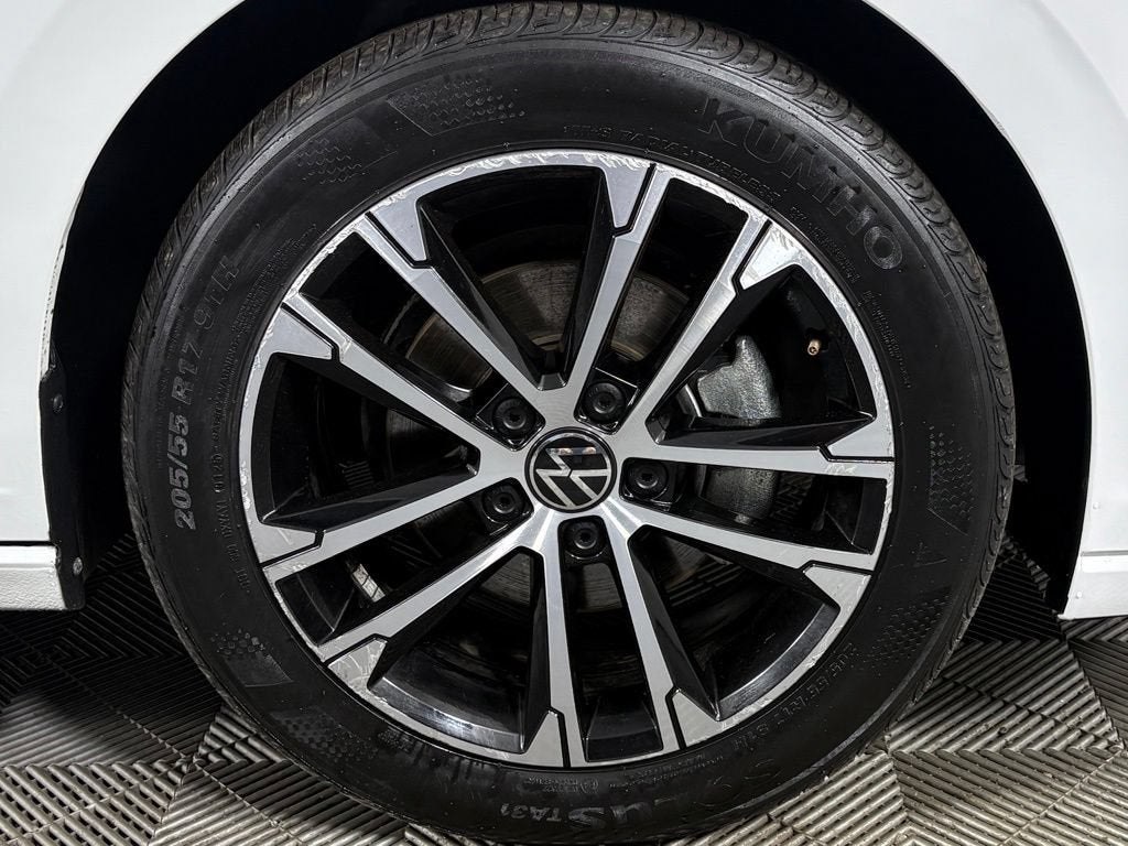 2025 Volkswagen Jetta Sport