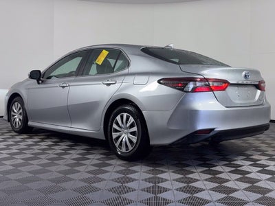 2022 Toyota Camry Hybrid LE