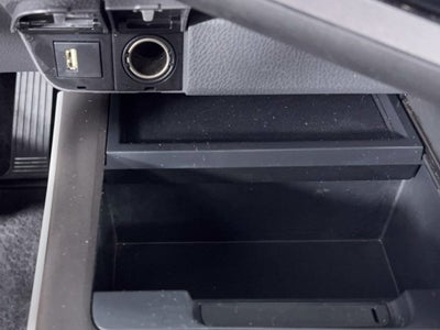 2022 Toyota Camry Hybrid LE