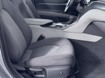 2022 Toyota Camry Hybrid LE