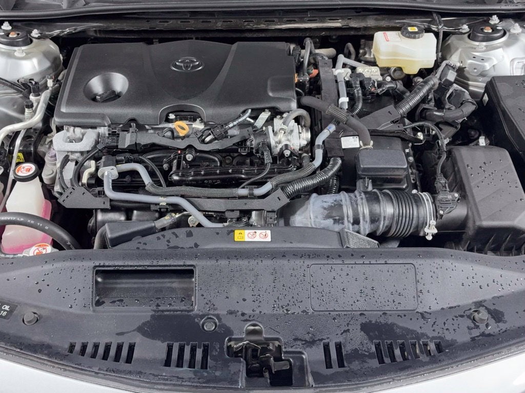 2022 Toyota Camry Hybrid LE