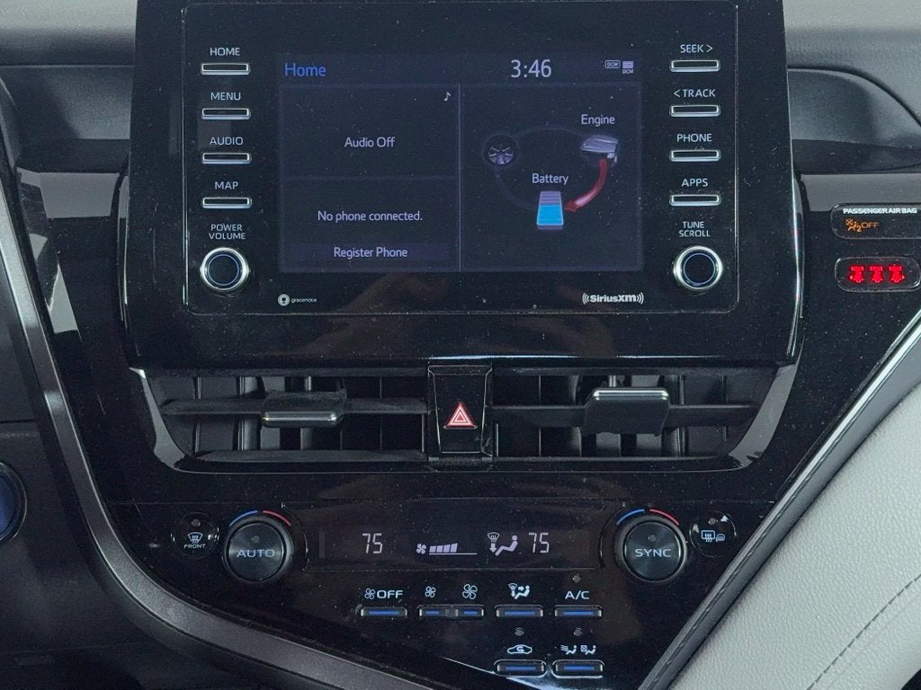 2022 Toyota Camry Hybrid LE