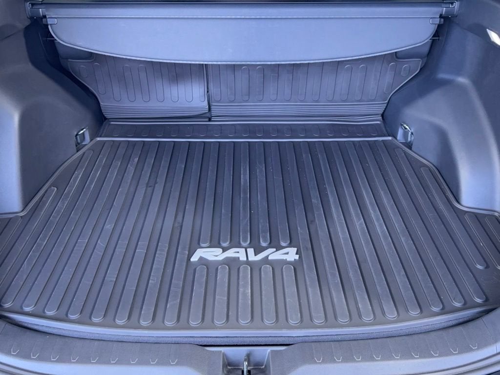 2025 Toyota RAV4 Hybrid XSE